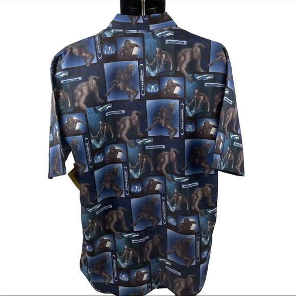 Vtg 2004 Mens Spiderman 2 Button Down Shirt Sz L NOS NWT All Over Print - Picture 6 of 7